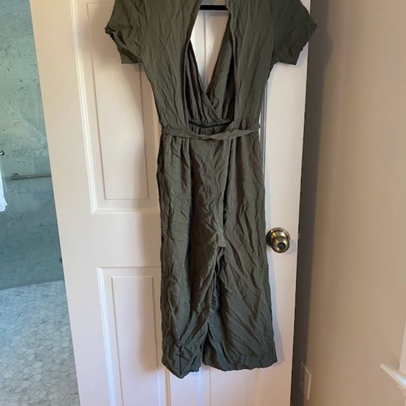 Olive Green Backless Jumpsuit - Picture 2 of 3